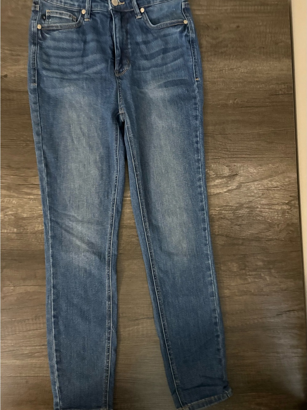 Judy Blue Faded Medium Blue Skinny Jeans